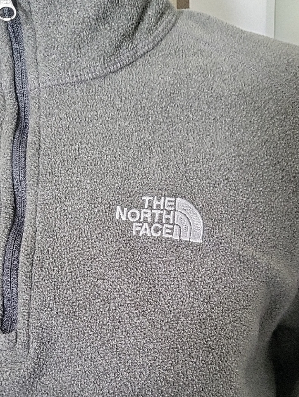 The North Face Gray Fleece Quarter Zip Pullover Women’s Size Large - Picture 3 of 7